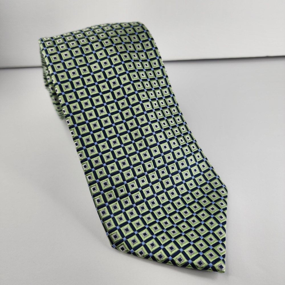 CHAPS Green Squares Silk Tie.